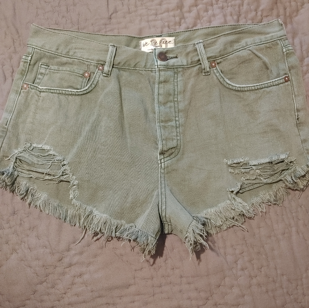We the Free Green Jean Shorts size 30